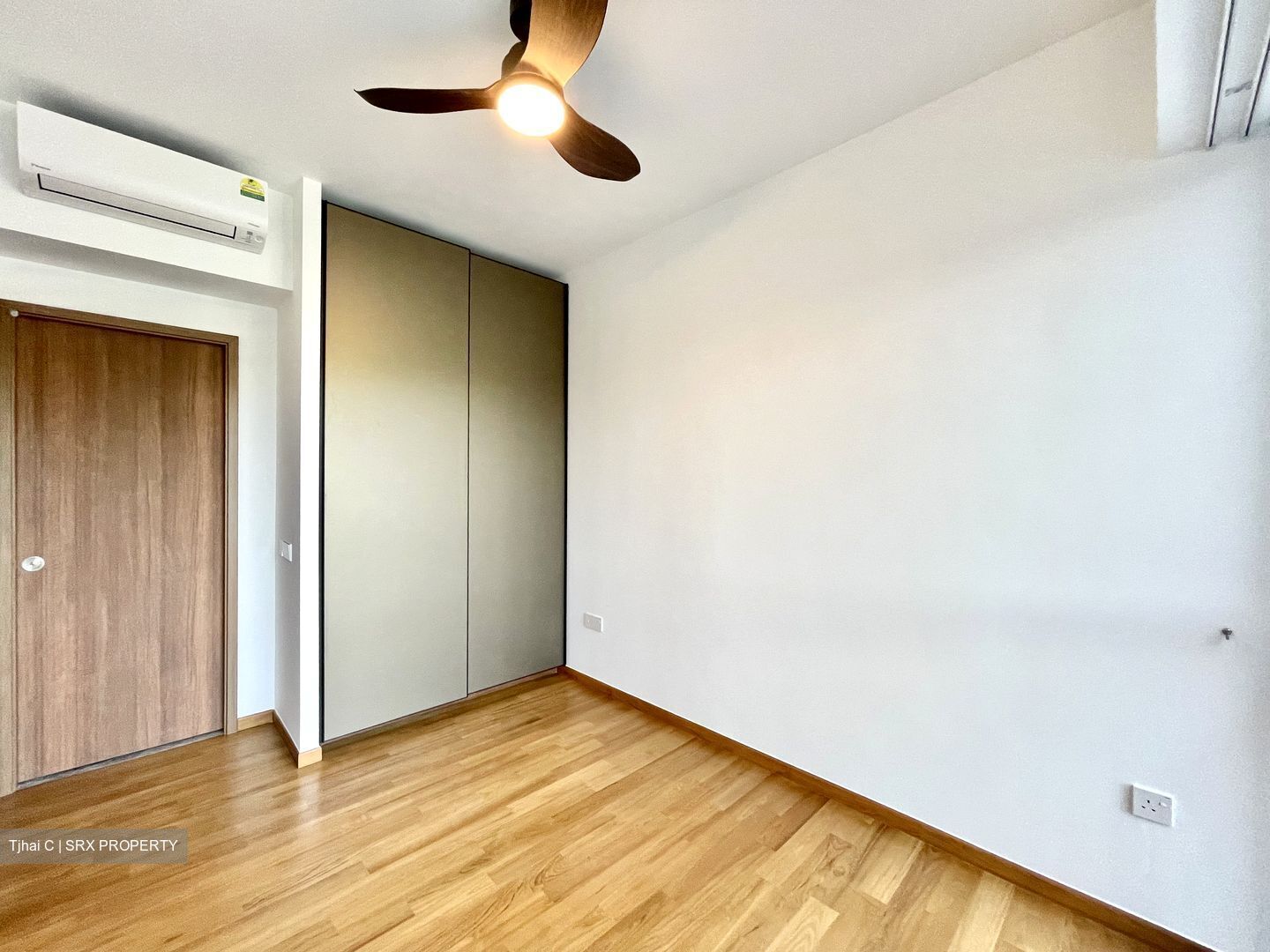 Fourth Avenue Residences (D10), Apartment #400072521